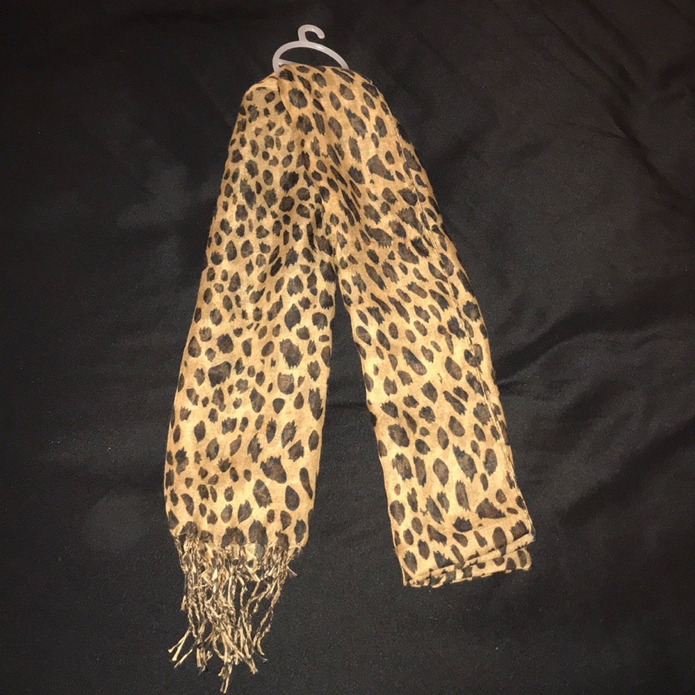 Leapord Print Scarf